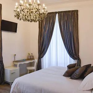 2* Pensión Adelina